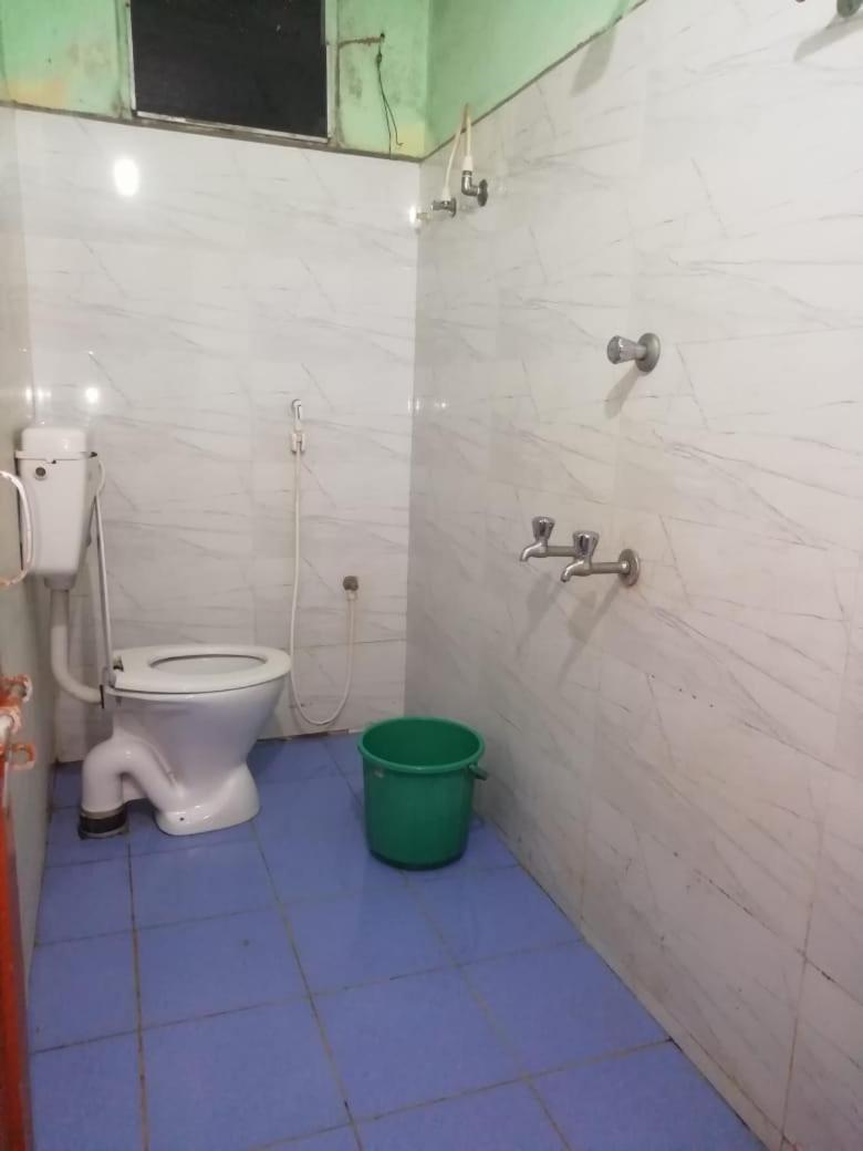 Spot On Maheswari Lodge Nellore Eksteriør bilde